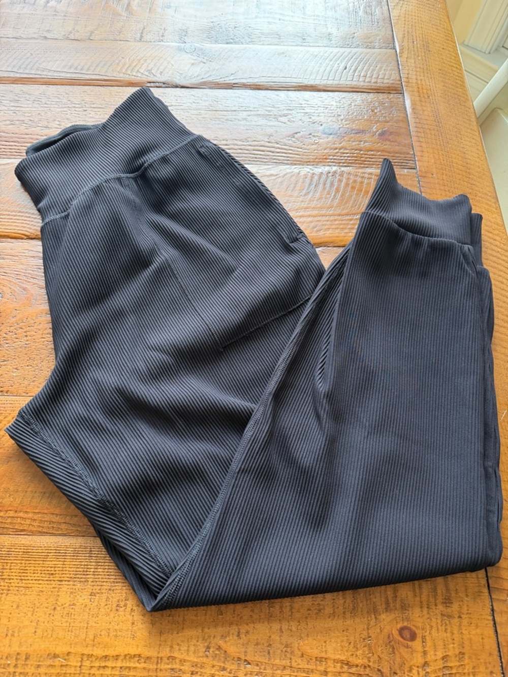 Athleta Black Ribbed High-Waist Joggers JLN!